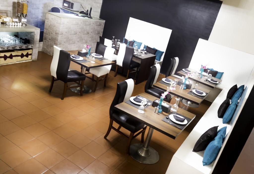 Hm Suites & Studios Bangalore Bagian luar foto