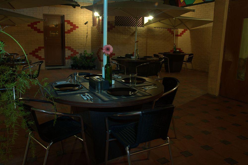 Hm Suites & Studios Bangalore Bagian luar foto