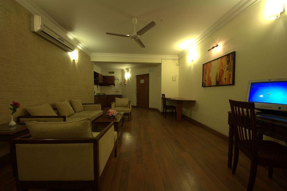 Hm Suites & Studios Bangalore Bagian luar foto