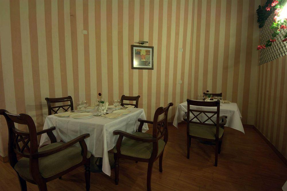 Hm Suites & Studios Bangalore Bagian luar foto