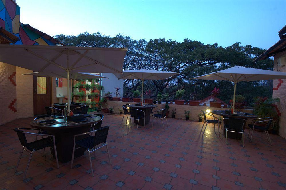 Hm Suites & Studios Bangalore Bagian luar foto