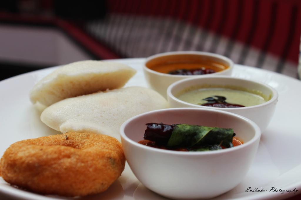 Hm Suites & Studios Bangalore Bagian luar foto